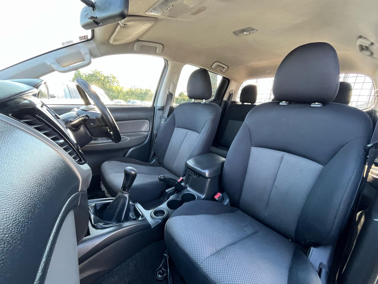 2015 Mitsubishi Triton