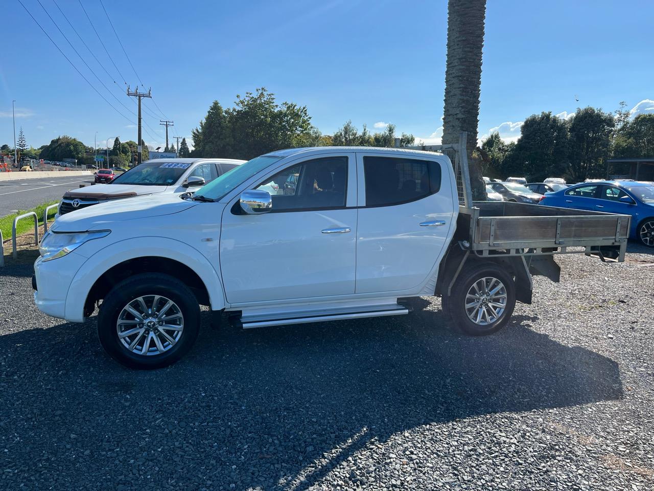 2015 Mitsubishi Triton