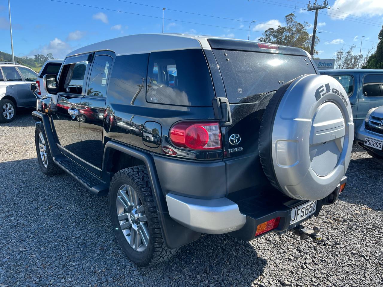 2011 Toyota Fj