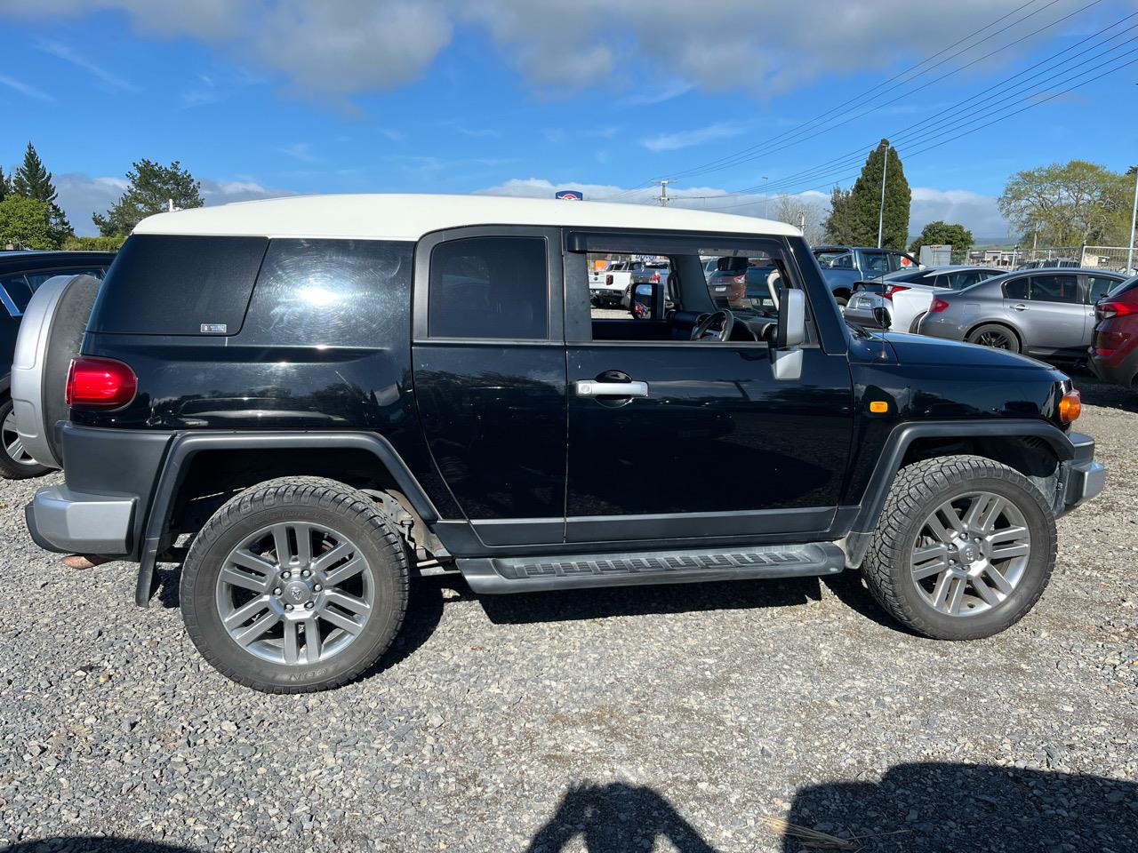 2011 Toyota Fj
