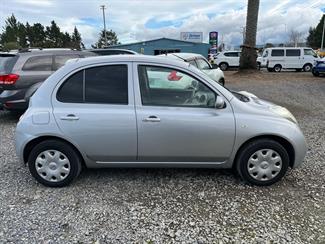2010 Nissan March - Thumbnail