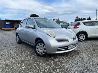 2010 Nissan March - Thumbnail