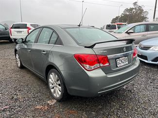 2013 Holden Cruze - Thumbnail