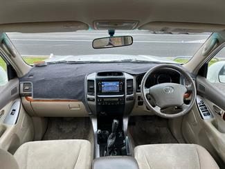 2005 Toyota Landcruiser Prado - Thumbnail