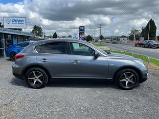 2012 Nissan Skyline - Thumbnail