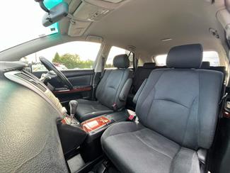 2004 Toyota Harrier - Thumbnail