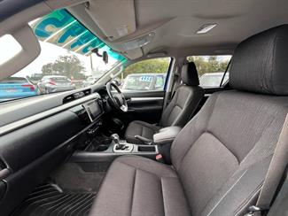 2018 Toyota Hilux - Thumbnail
