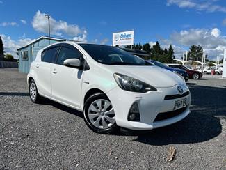 2013 Toyota Aqua - Thumbnail