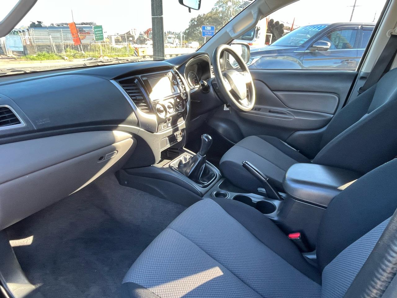 2017 Mitsubishi Triton