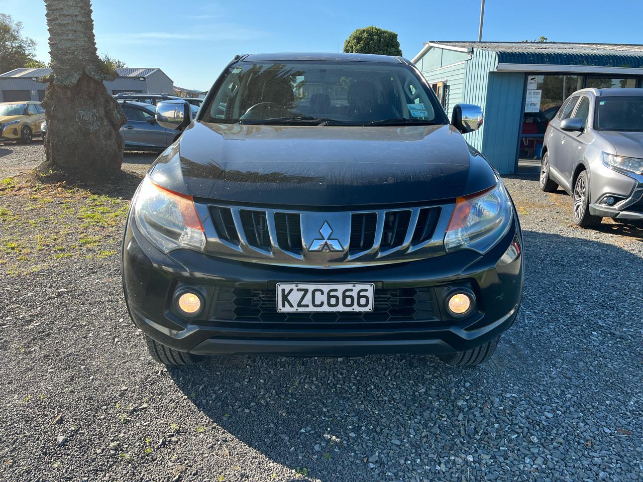 2017 Mitsubishi Triton