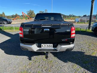 2017 Mitsubishi Triton - Thumbnail