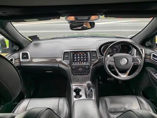 2020 Jeep Grand Cherokee - Thumbnail