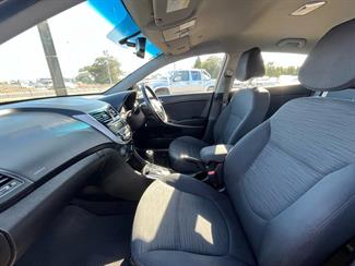 2017 Hyundai Accent - Thumbnail