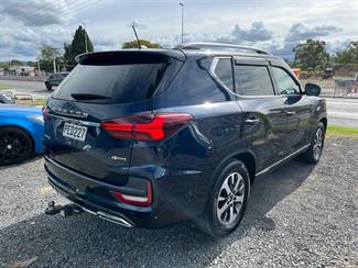 2022 Ssangyong Rexton - Thumbnail