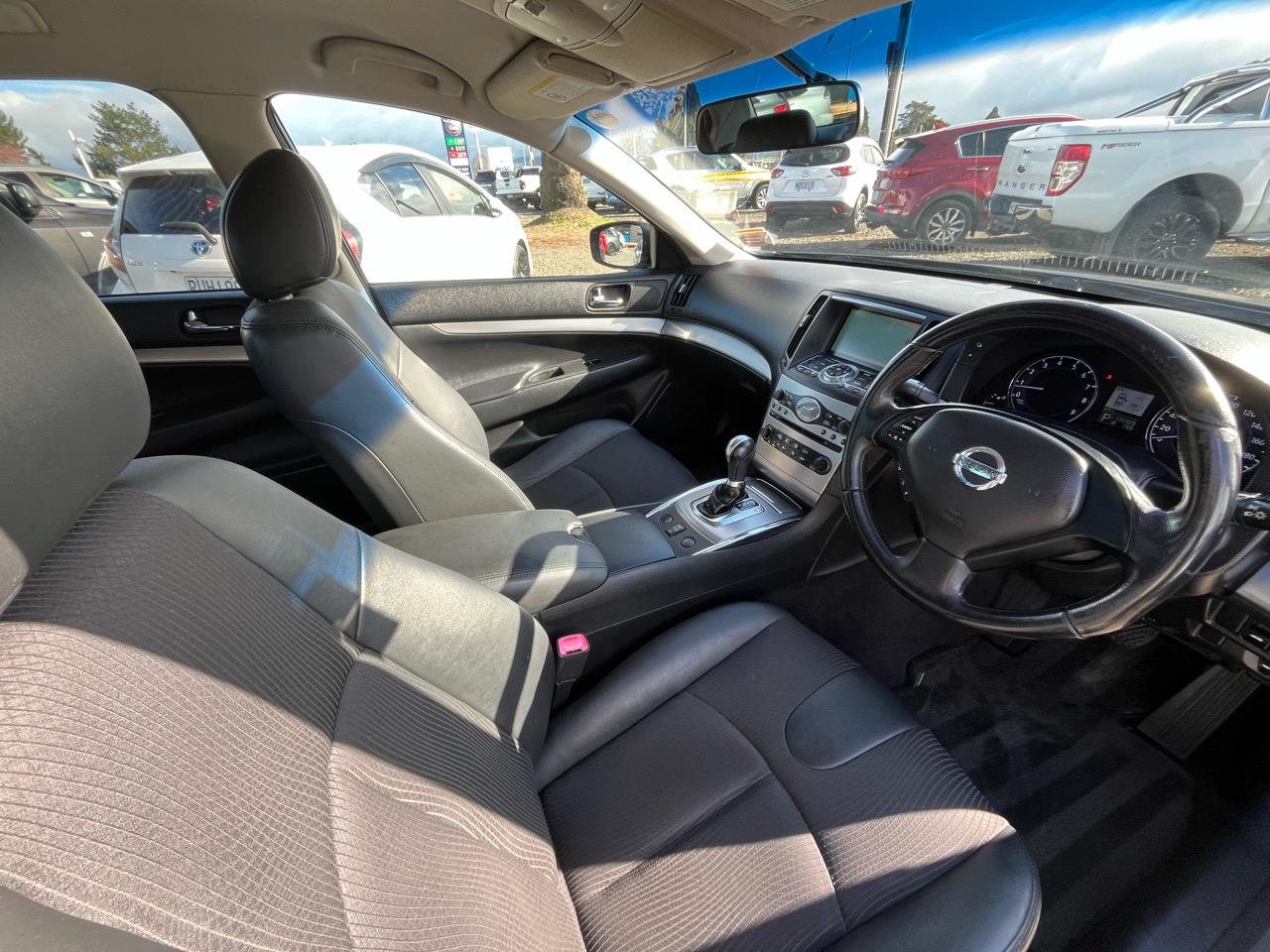 2010 Nissan Skyline