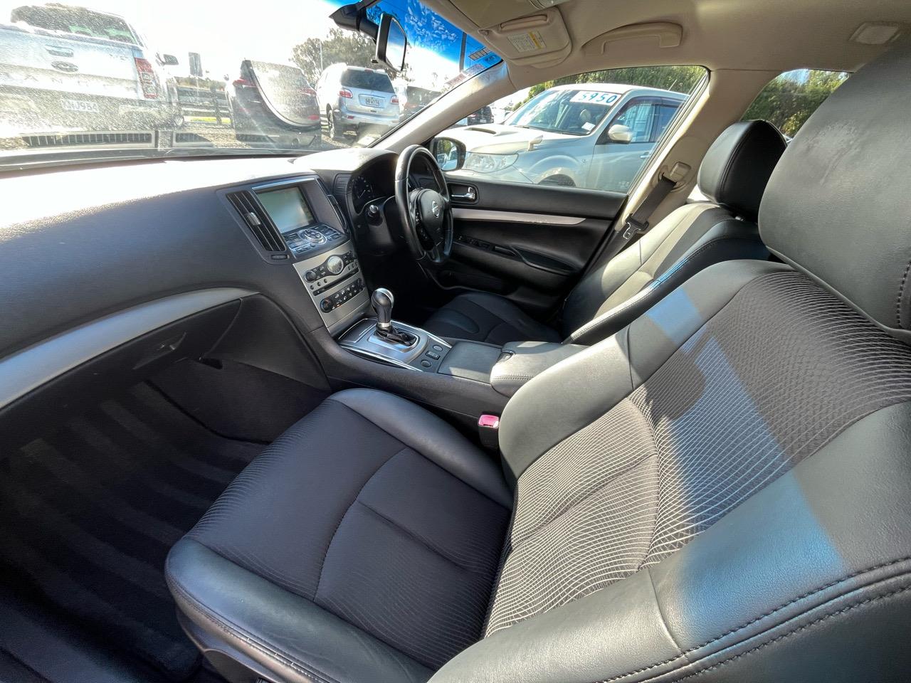 2010 Nissan Skyline