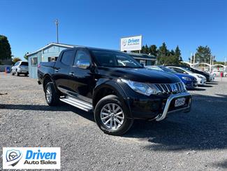 2015 Mitsubishi Triton - Thumbnail