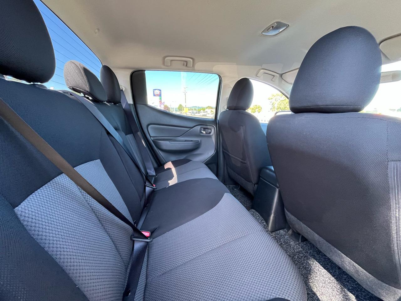 2015 Mitsubishi Triton