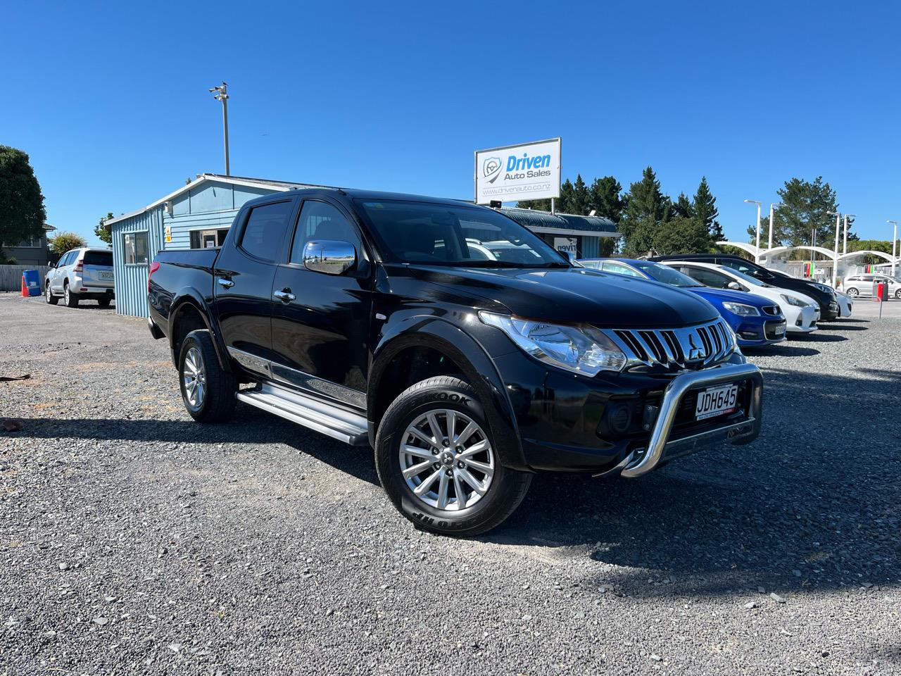 2015 Mitsubishi Triton