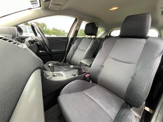 2010 Mazda Axela - Thumbnail