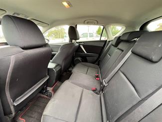 2010 Mazda Axela - Thumbnail