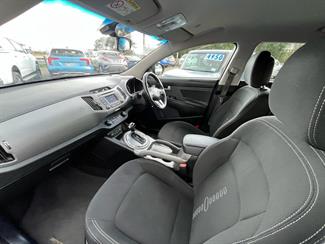 2015 Kia Sportage - Thumbnail