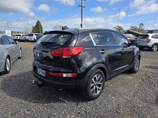 2015 Kia Sportage - Thumbnail