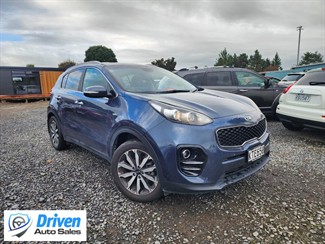2017 Kia Sportage - Thumbnail