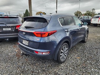 2017 Kia Sportage - Thumbnail