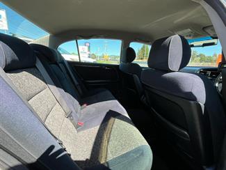 2001 Toyota Aristo - Thumbnail