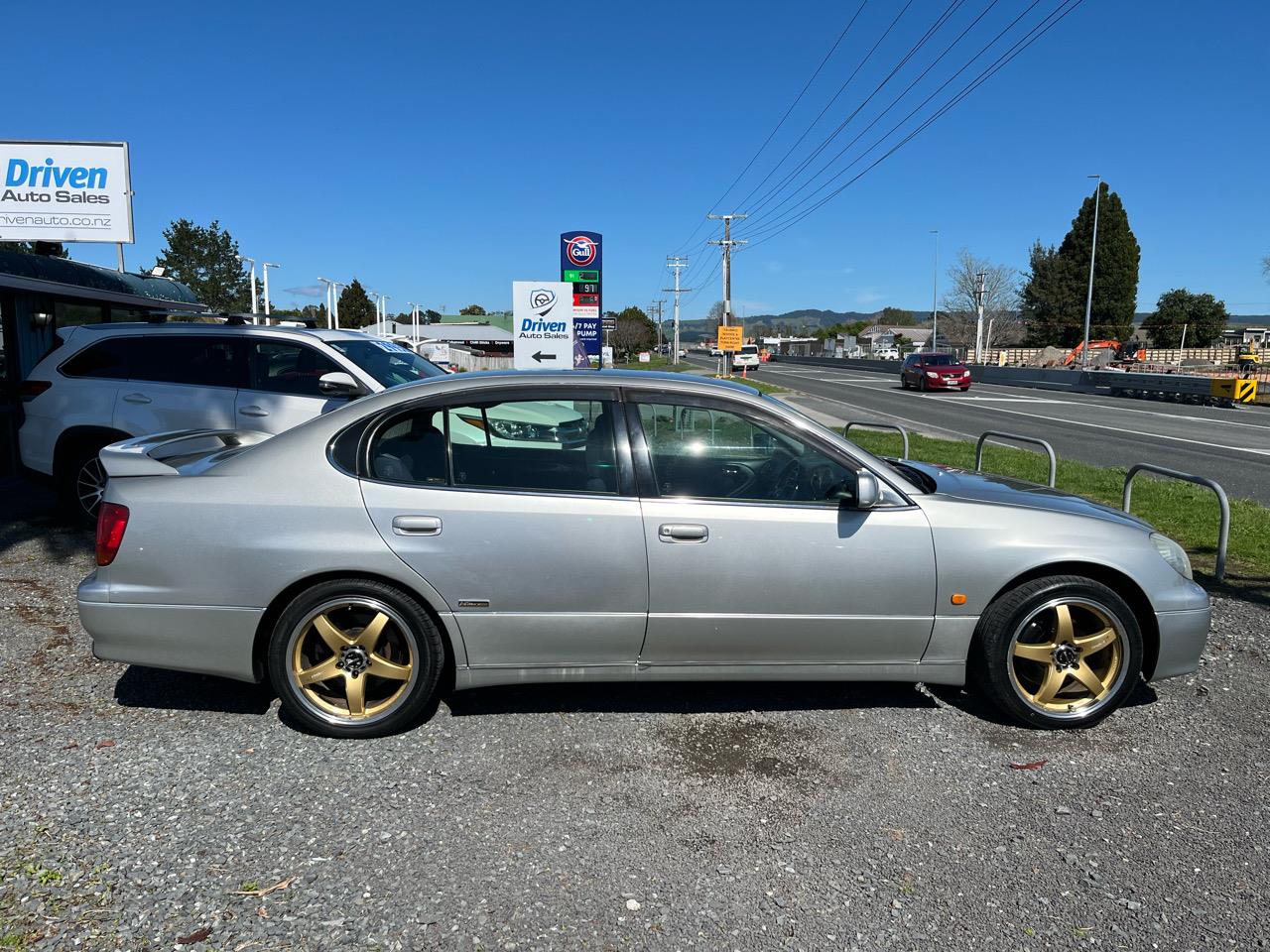 2001 Toyota Aristo