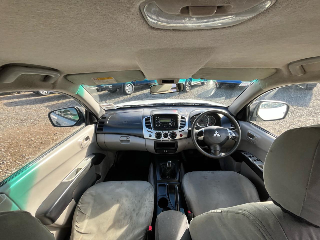 2012 Mitsubishi Triton