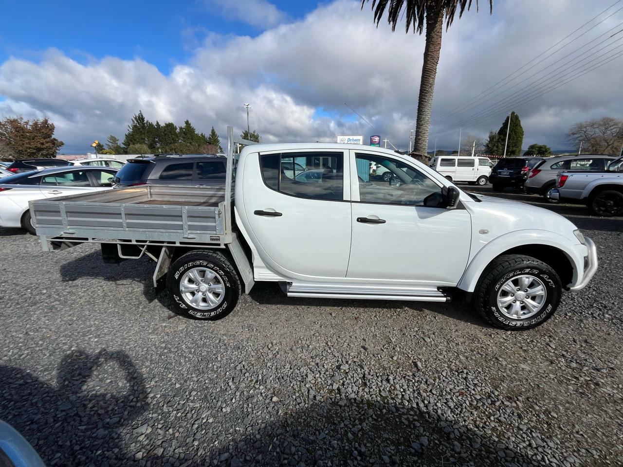 2012 Mitsubishi Triton