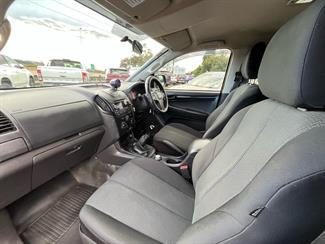 2016 Isuzu D-Max - Thumbnail