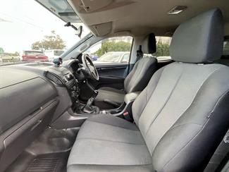 2016 Isuzu D-Max - Thumbnail