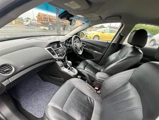 2011 Holden Cruze - Thumbnail