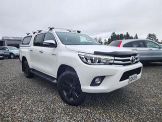 2017 Toyota Hilux - Thumbnail
