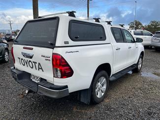2017 Toyota Hilux - Thumbnail