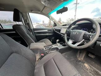2017 Toyota Hilux - Thumbnail