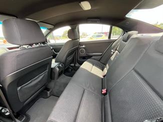 2010 Holden Commodore - Thumbnail