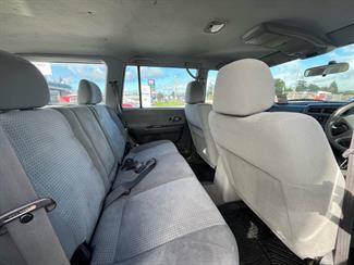 2004 Mitsubishi Challenger - Thumbnail