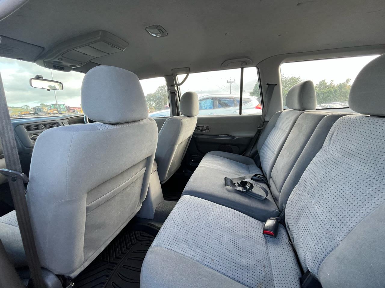 2004 Mitsubishi Challenger