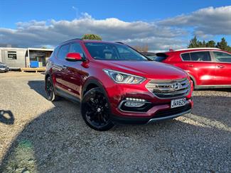 2016 Hyundai Santa Fe - Thumbnail