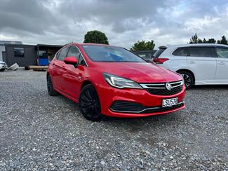 2018 Holden Astra - Thumbnail