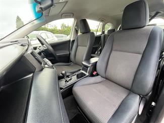 2015 Toyota RAV4 - Thumbnail