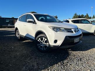 2015 Toyota RAV4 - Thumbnail