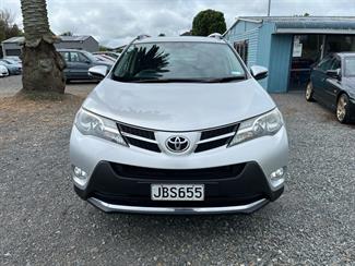 2015 Toyota RAV4 - Thumbnail