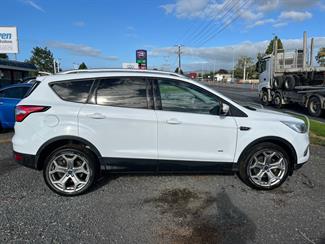 2018 Ford Escape - Thumbnail