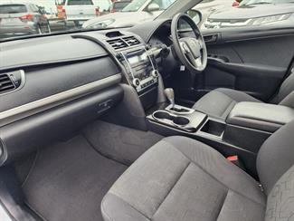 2012 Toyota Camry - Thumbnail