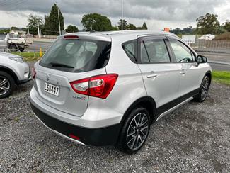 2015 Suzuki SX4 - Thumbnail